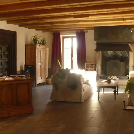 招待所 拉武特美食住宿加早餐旅馆 3*