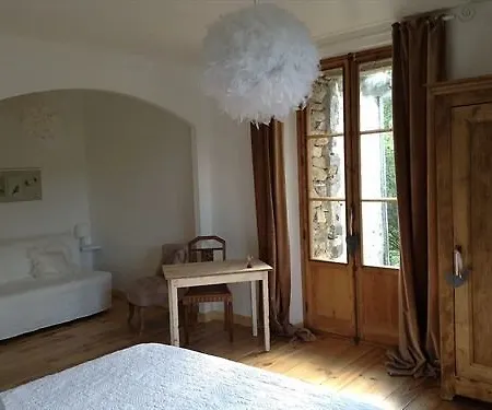 拉武特美食住宿加早餐旅馆